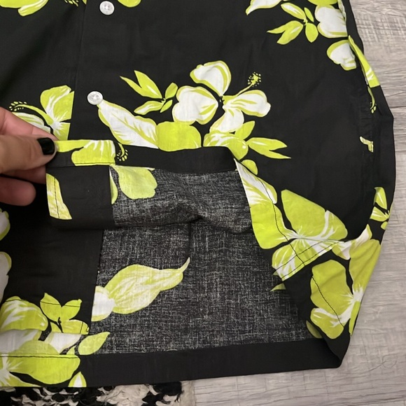 ✨Print button down✨ - Picture 5 of 6